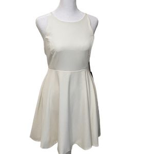 🌟🌟HOST PICK🌟🌟 LULU'S LADIES  NWT WHITE Dress SZ L